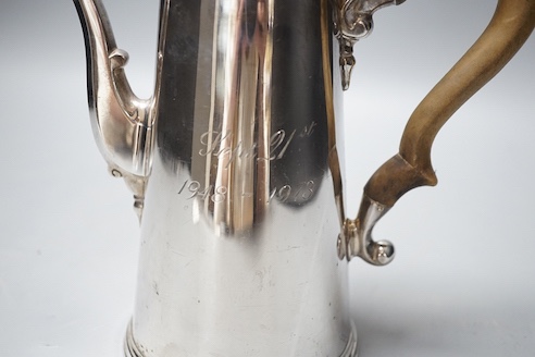 A 1970's 18th century style silver coffee pot, Bryan Savage, London, 1973, 24.5cm, gross 25oz.